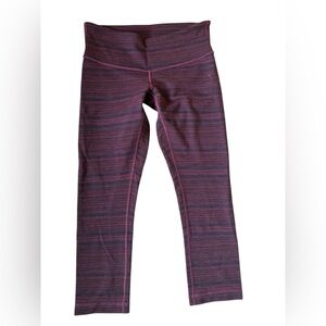 Lululemon Crop Leggings Size 6 23” High Rise Maroon Black Workout Yoga